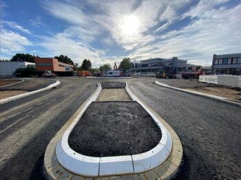 Foto: Kreis Heinsberg; Das Bild zeigt die K 5 in Dremmen während der Bauarbeiten