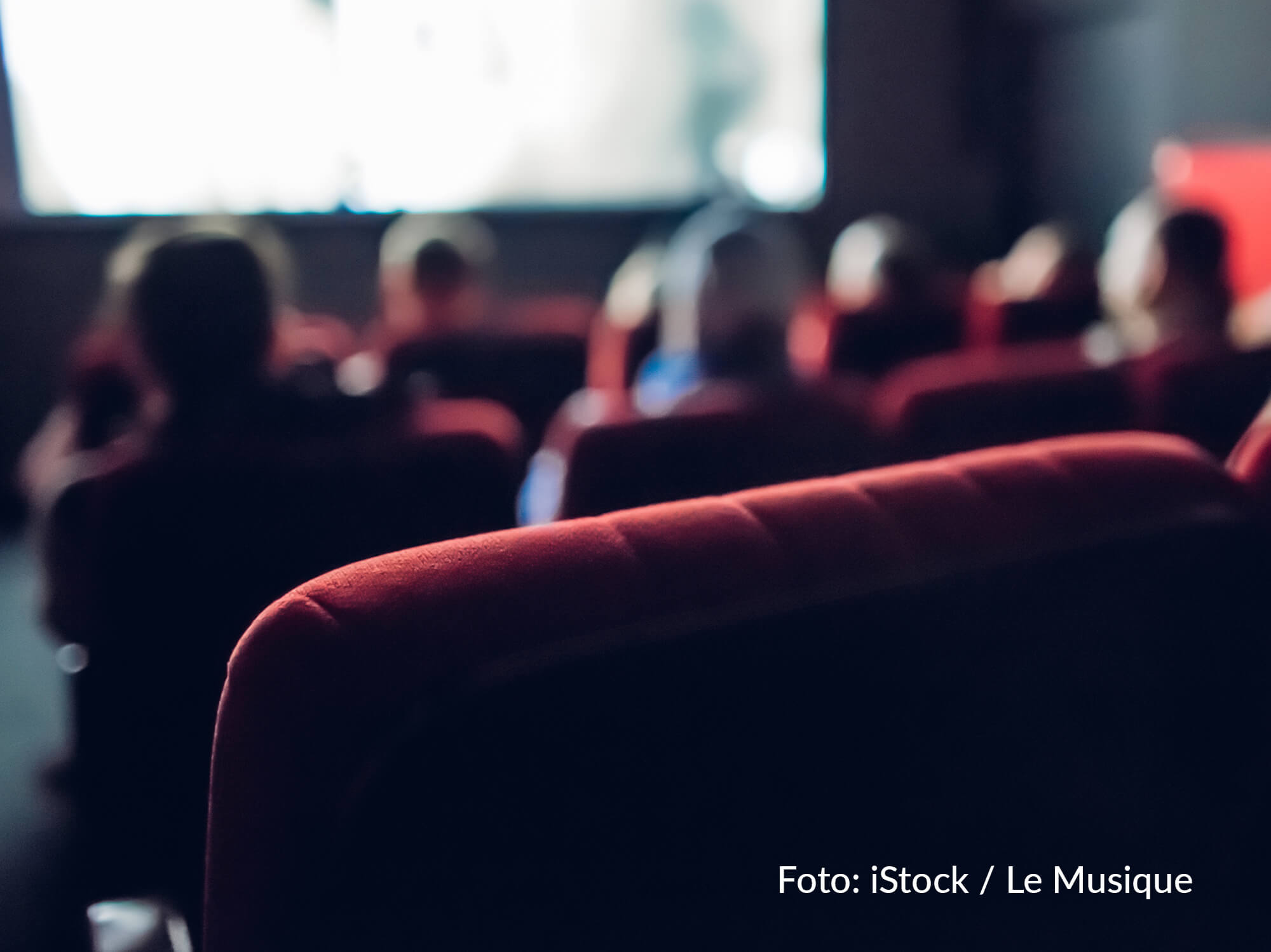 In den Kinos Roxy Heinsberg und Gloria Filmpalast Erkelenz wird der Film „Ein ganzes halbes Jahr“ gezeigt. Foto: iStock / Le Musique