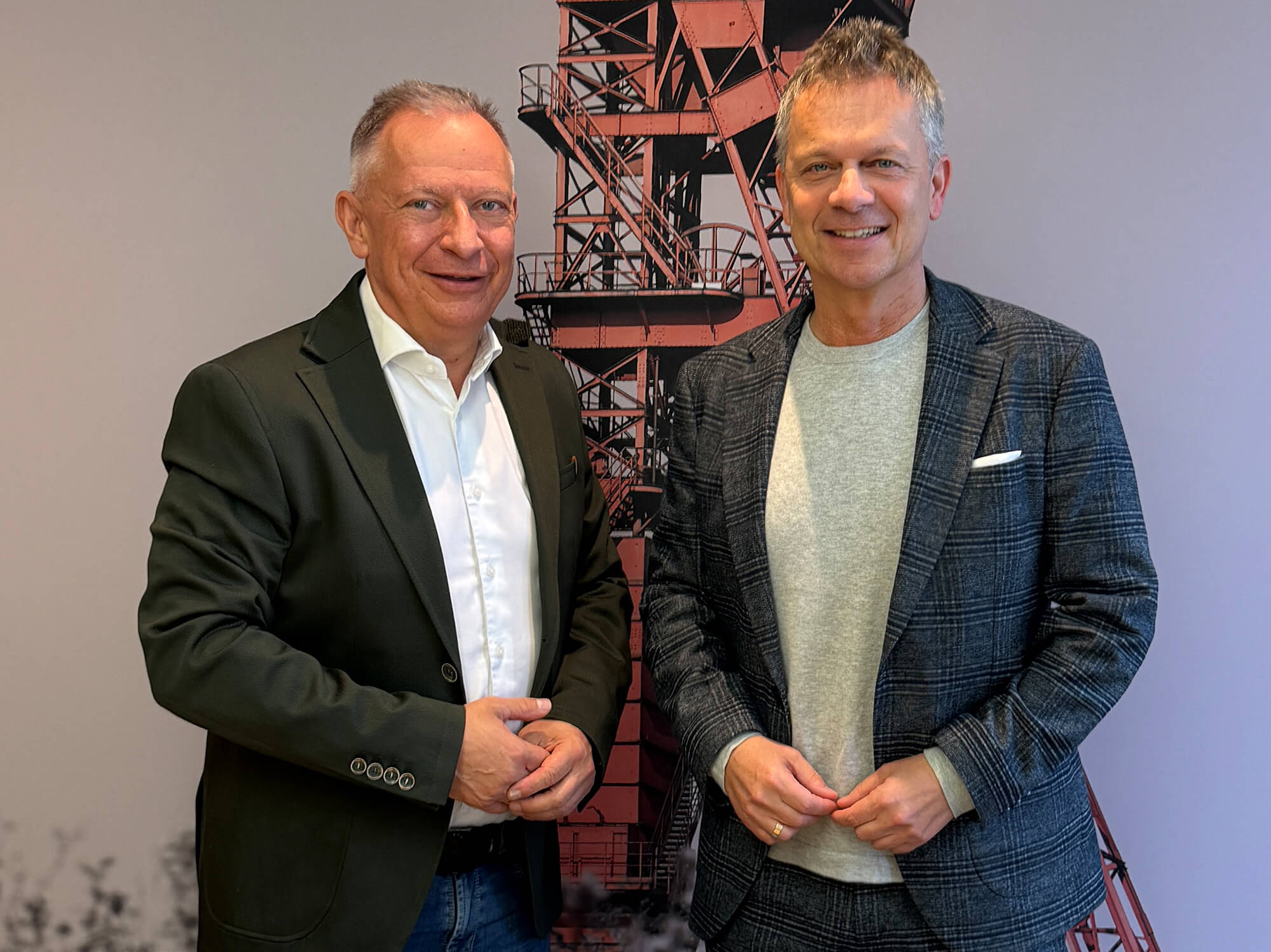 Landrat Stephan Pusch (links) und Wegbergs Bürgermeister Christian Pape tauschten ihre Argumente in der Diskussion um die Vergabe der Wasserkonzession aus. Foto: Kreis Heinsberg